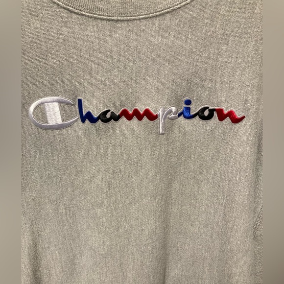 ❗️Champion Reverse Weave Crewneck❗️ - Picture 3 of 4
